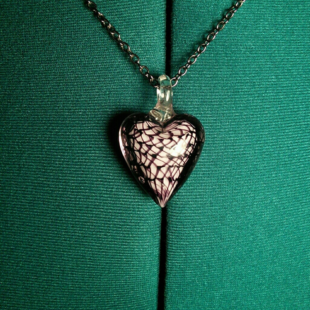 Spring Sale 🌸Glass heart pendant necklace